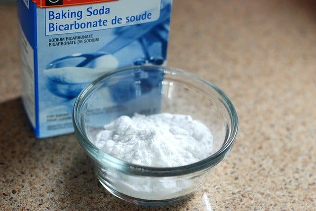 Ways You Can Use Baking Soda When Car Washing